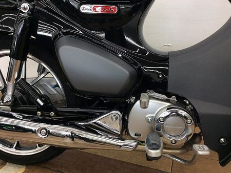 ホンダ スーパーカブC125 スーパーカブ125 ★☆2019年モデル ブラック調スタイル リアボックス装備☆★ 17