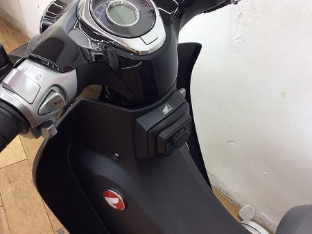 ホンダ スーパーカブC125 スーパーカブ125 ★☆2019年モデル ブラック調スタイル リアボックス装備☆★ 24