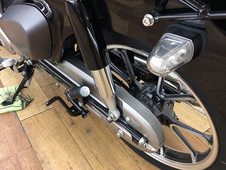 ホンダ スーパーカブC125 スーパーカブ125 ★☆2019年モデル ブラック調スタイル リアボックス装備☆★ 32