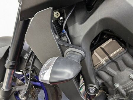 ヤマハ MT-09 【マル得】MT-09 ★☆2017年モデル ワイバンフルエキチタンマフラー ナックルガード 39