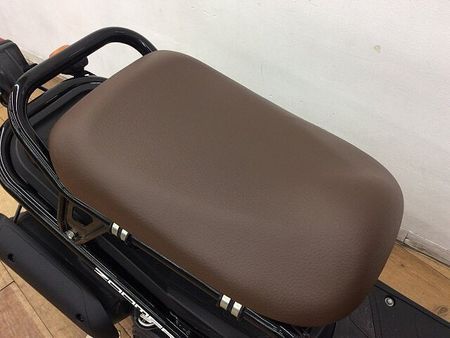 ホンダ ズーマー ズーマー ★☆2011年モデル インジェクションモデル シート張替え ヒートガード交換済み 19