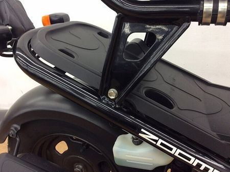 ホンダ ズーマー ズーマー ★☆2011年モデル インジェクションモデル シート張替え ヒートガード交換済み 22