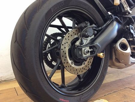 ヤマハ MT-09 MT-09 ★☆カーボンフェンダー ストライカーバックステップ その他カスタム多数☆★!! 34