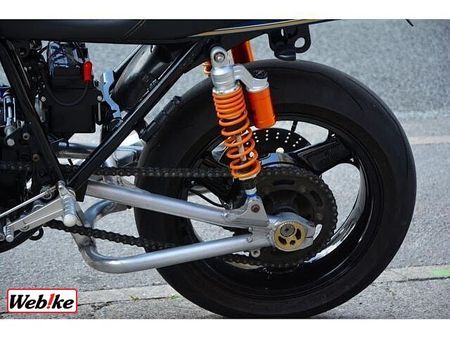カワサキ Z1000 (水冷) 足回りから吸排気まで、カスタムされたMk2仕様。初回車検は3年です! 30