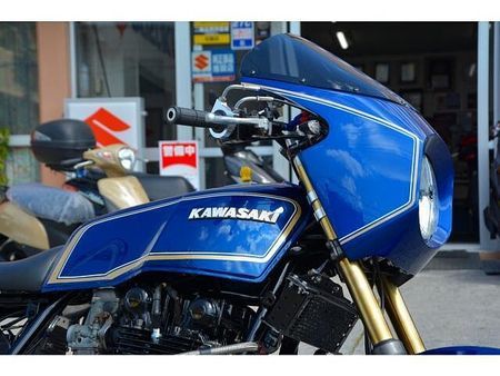 カワサキ Z1000 (水冷) 足回りから吸排気まで、カスタムされたMk2仕様。初回車検は3年です! 4