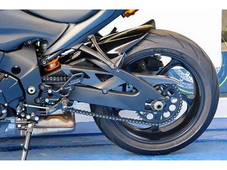 スズキ GSX-S1000 ハイテクネイキッドを吸排気から足回りまで走り仕様カスタム! 24