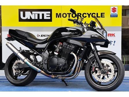 スズキ GSF1200 トルクフルな油冷マシンを存分に走らせる、ヘビーなカスタム車です。 1