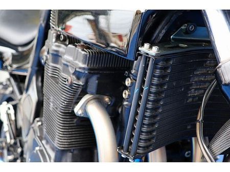 スズキ GSF1200 トルクフルな油冷マシンを存分に走らせる、ヘビーなカスタム車です。 14