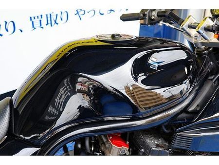 スズキ GSF1200 トルクフルな油冷マシンを存分に走らせる、ヘビーなカスタム車です。 19