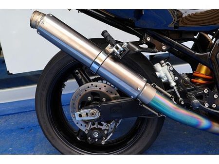 スズキ GSF1200 トルクフルな油冷マシンを存分に走らせる、ヘビーなカスタム車です。 24