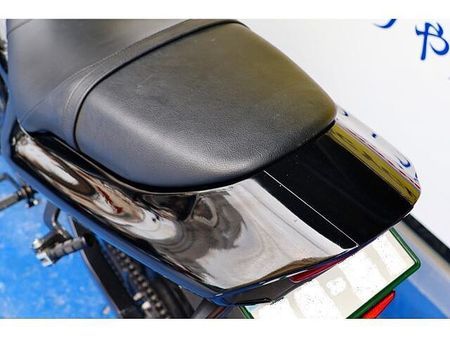 スズキ GSF1200 トルクフルな油冷マシンを存分に走らせる、ヘビーなカスタム車です。 46