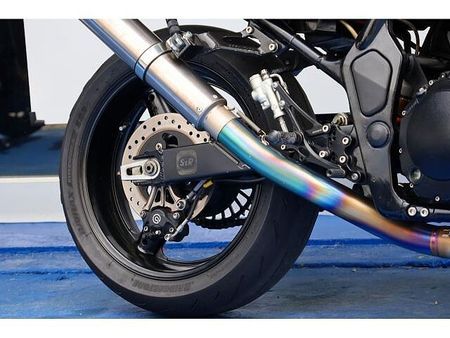 スズキ GSF1200 トルクフルな油冷マシンを存分に走らせる、ヘビーなカスタム車です。 8