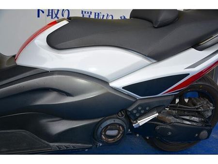 ヤマハ TMAX500 ストロボカラーの限定車を走り仕様のカスタム! 34