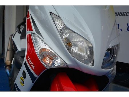 ヤマハ TMAX500 ストロボカラーの限定車を走り仕様のカスタム! 10