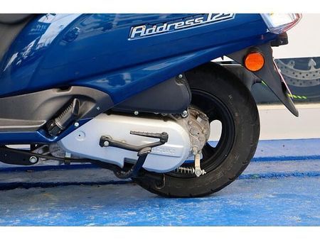 スズキ アドレス125 他社にないクラシカルデザインで人気の現行アドレス。走行距離少ない中古車です! 17