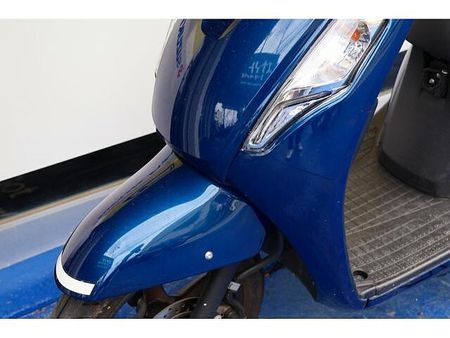スズキ アドレス125 他社にないクラシカルデザインで人気の現行アドレス。走行距離少ない中古車です! 21