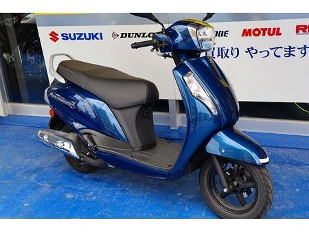 スズキ アドレス125 他社にないクラシカルデザインで人気の現行アドレス。走行距離少ない中古車です! 4