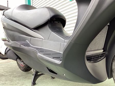 スズキ バーグマン200 13