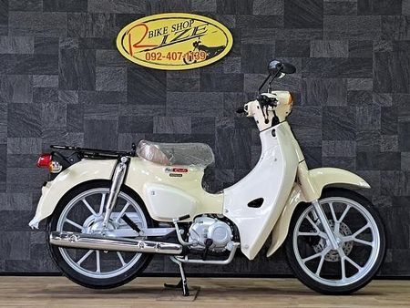 ホンダ スーパーカブ110 スクーター、カブ、原付2種大量展示!品質、在庫数に自信あり!!常設新車展示場オープン!! 1