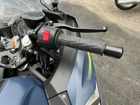 カワサキ ニンジャ 400 今だけのキャンペーン価格実施中!その他モデル、カラーありますのでお問い合わせください。 13