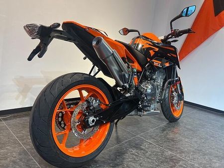 KTM 890 DUKE GP GP 店頭現車無し、要取り寄せ車両。 5