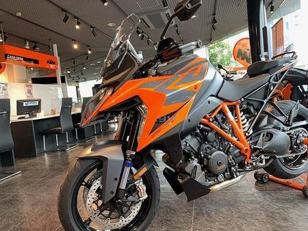 KTM 1290 SUPER DUKE GT KTMキャンペーン「ローン金利0%キャンペーン」対象です 2