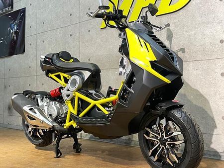 イタルジェット Dragster200 店頭現車無し、要取り寄せ車両。イタルジェット始めました! 2