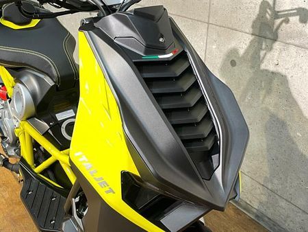 イタルジェット Dragster200 店頭現車無し、要取り寄せ車両。イタルジェット始めました! 3