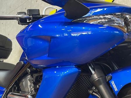 ホンダ DN-01 前後タイヤ新品に交換致します 5