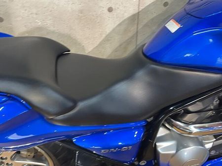ホンダ DN-01 前後タイヤ新品に交換致します 12