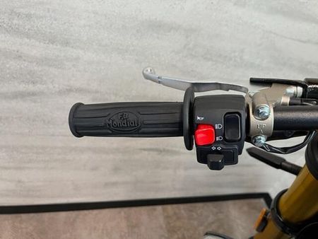 モンディアル HPS 125 店頭現車なし・要お取り寄せ車両 7