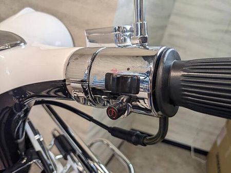 AJS Modena 125 店頭現車無し、要取り寄せ車両。レトロでおしゃれなスクーター! 6