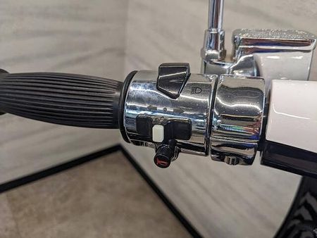 AJS Modena 125 店頭現車無し、要取り寄せ車両。レトロでおしゃれなスクーター! 7