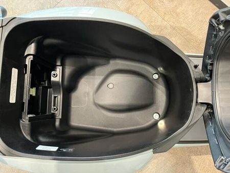 ホンダ ジョルノ 店頭現車無し、要取り寄せ車両。 15