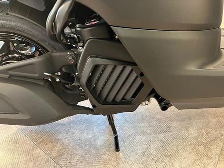 ヤマハ ジョグデラックス 店頭現車無し、要取り寄せ車両。展示車ありの2023モデル登場! 14