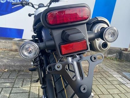 ホンダ CL250 店頭現車無し、要取り寄せ車両。話題のスクランブラーCL250が登場!! 7