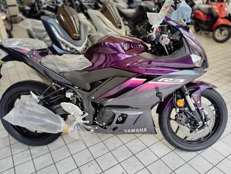 ヤマハ YZF-R3 メーカー正規取扱店なのでご購入の後も安心です! 1