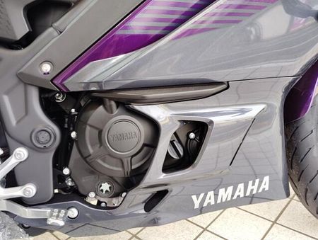 ヤマハ YZF-R3 メーカー正規取扱店なのでご購入の後も安心です! 6