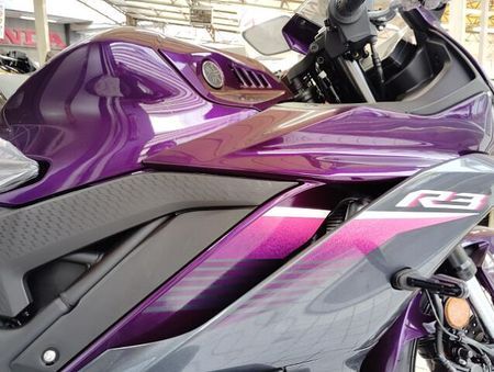 ヤマハ YZF-R3 メーカー正規取扱店なのでご購入の後も安心です! 7