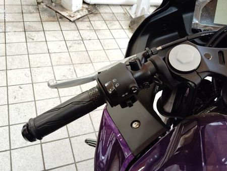 ヤマハ YZF-R3 メーカー正規取扱店なのでご購入の後も安心です! 12