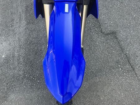 ヤマハ YZ250F コンペモデルの為、公道走行不可。 16
