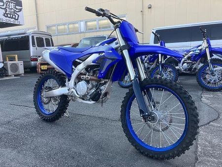 ヤマハ YZ250F コンペモデルの為、公道走行不可。 3