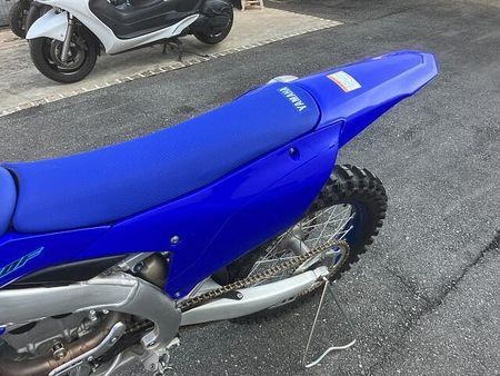ヤマハ YZ250F コンペモデルの為、公道走行不可。 30