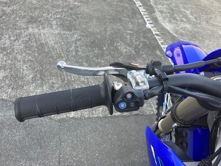 ヤマハ YZ250F コンペモデルの為、公道走行不可。 33