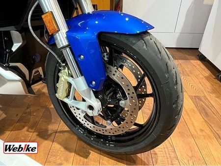 BMW R1250R BMWモトラッド八王子・コクボモータースです。 12