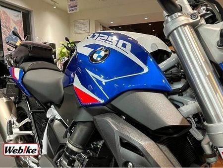 BMW R1250R BMWモトラッド八王子・コクボモータースです。 13