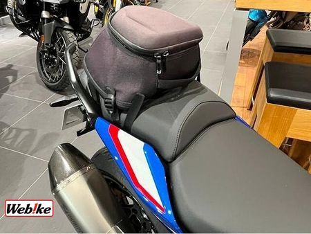 BMW R1250R BMWモトラッド八王子・コクボモータースです。 20