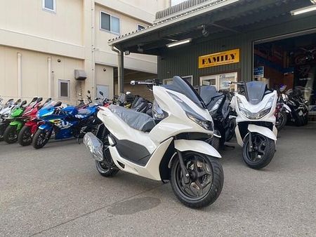 ホンダ PCX160 バイクの事なら当店にお任せ下さい!ホンダ・ヤマハ・スズキ正規取扱店です。 2