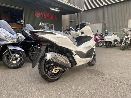 ホンダ PCX160 バイクの事なら当店にお任せ下さい!ホンダ・ヤマハ・スズキ正規取扱店です。 3