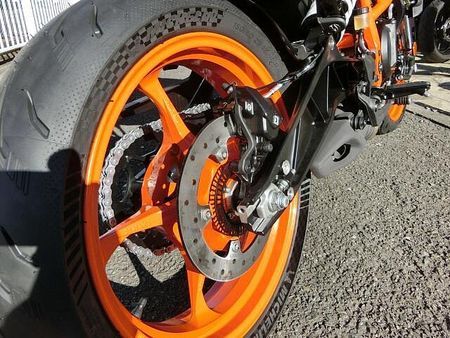 KTM 390 DUKE 入荷少量、お早目にお買い求め下さい、ナナオリジナル5年保証加入できます詳しくはスタッフまで 14